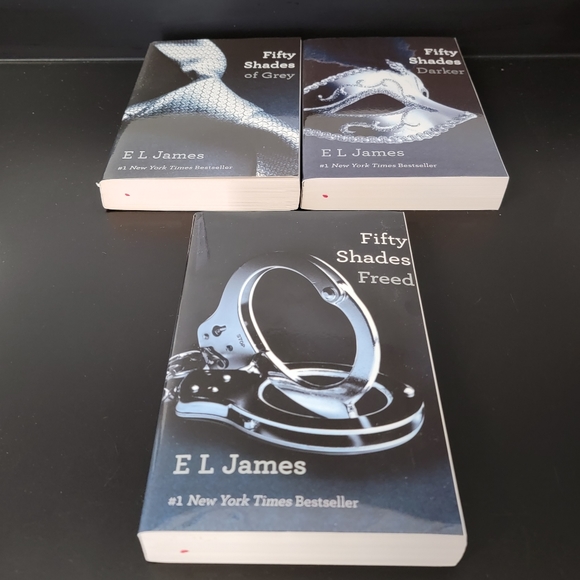 Fifty Shades of Grey Trilogy book set - Picture 6 of 7